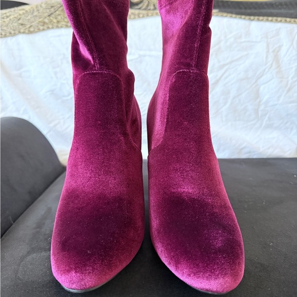 Steve Madden Velvet Ankle Boots Wine Red - Picture 5 of 5